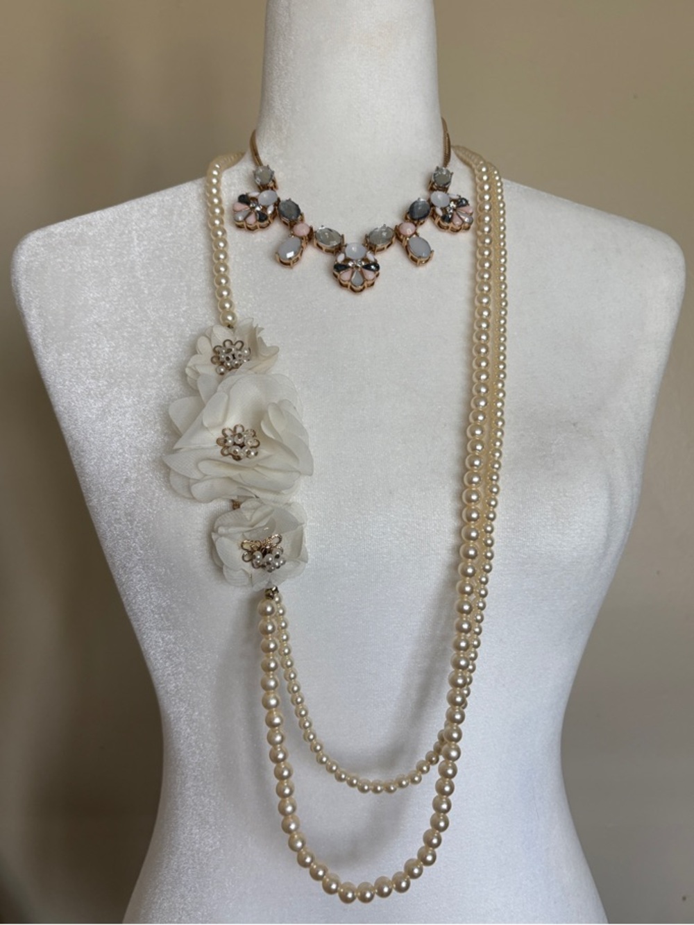 Elegant Ivory Pearl Layered Necklace with Floral Accents
